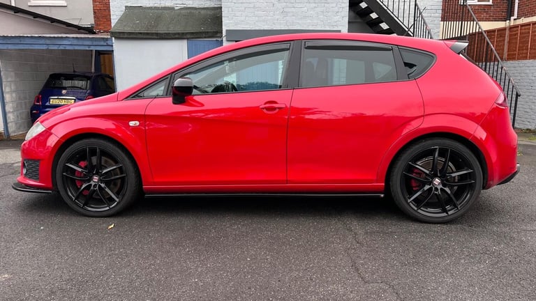 2011 SEAT Leon 2.0 TSI Cupra R Euro 5 5dr Petrol