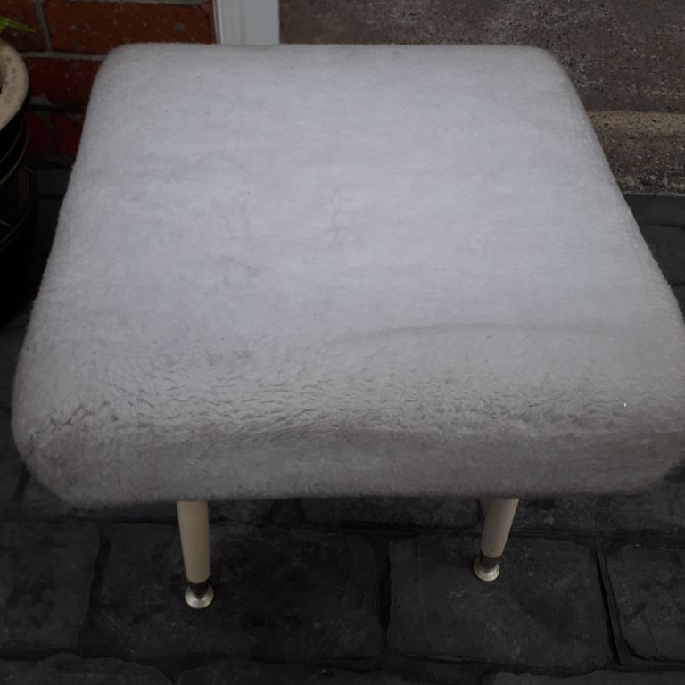 4 ITEMS OF FURNITURE DESK/STOOL/SIDE TABLE/TILE TOPPED CABINET. COULD DELIVER.