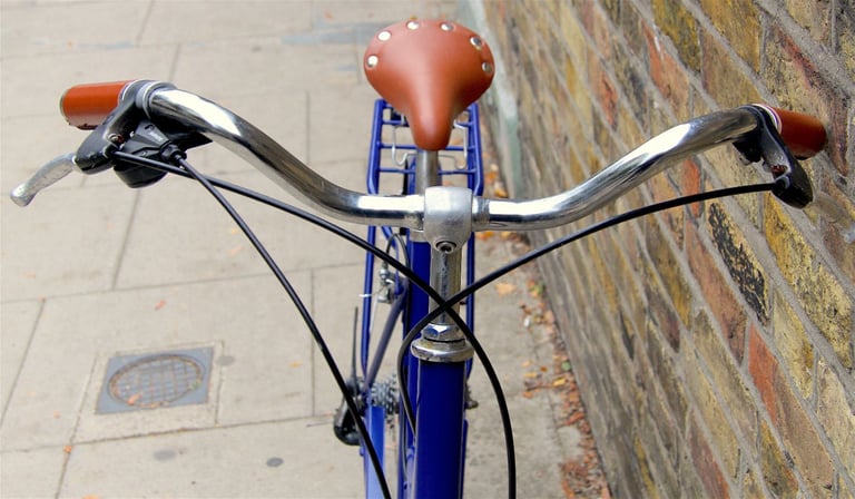 BOBBIN BROWNIE LADIES BIKE, 52 CM, 7 SPEEDS, GREAT CONDITION