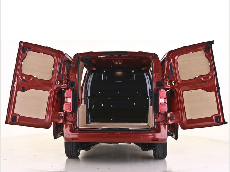  Citroen Dispatch M 1400 2.0 BlueHDi 180 Van Driver EAT8 Diesel Automatic