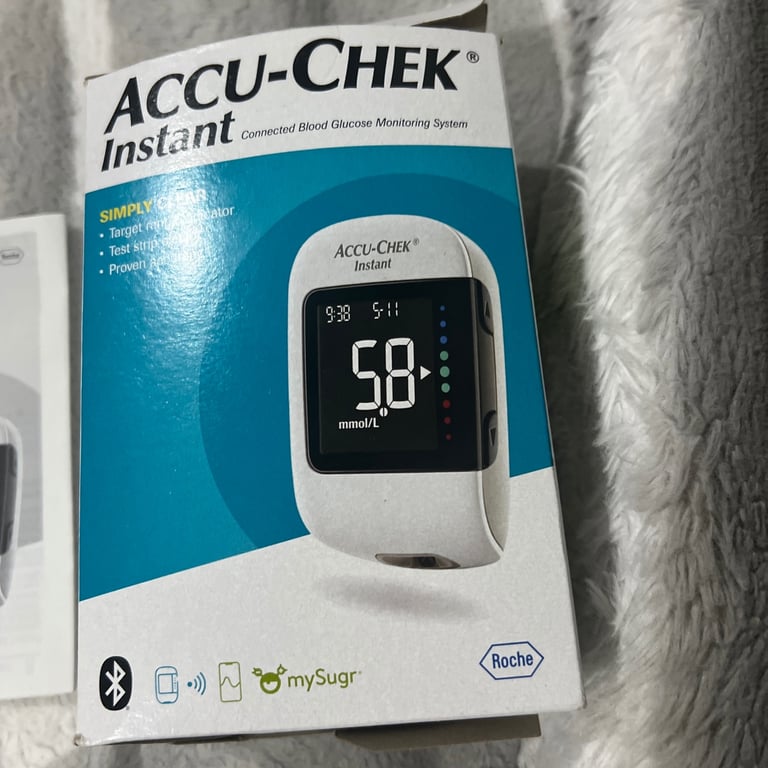 Accu-chek Instant Blood Glucose Monitor Meter Kit