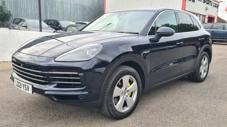 Porsche Cayenne E-Hybrid 5dr Tiptronic S Petrol/Electric Hybrid