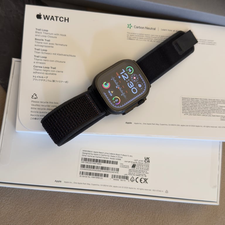 Apple Watch Ultra 2 Black GPS+Cellular 49mm Titanium with the Trail Loop strap 