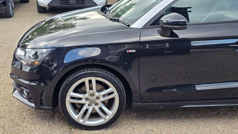 AUDI A1 1.4 TFSI S line Sportback S Tronic Euro 5 5dr 2012