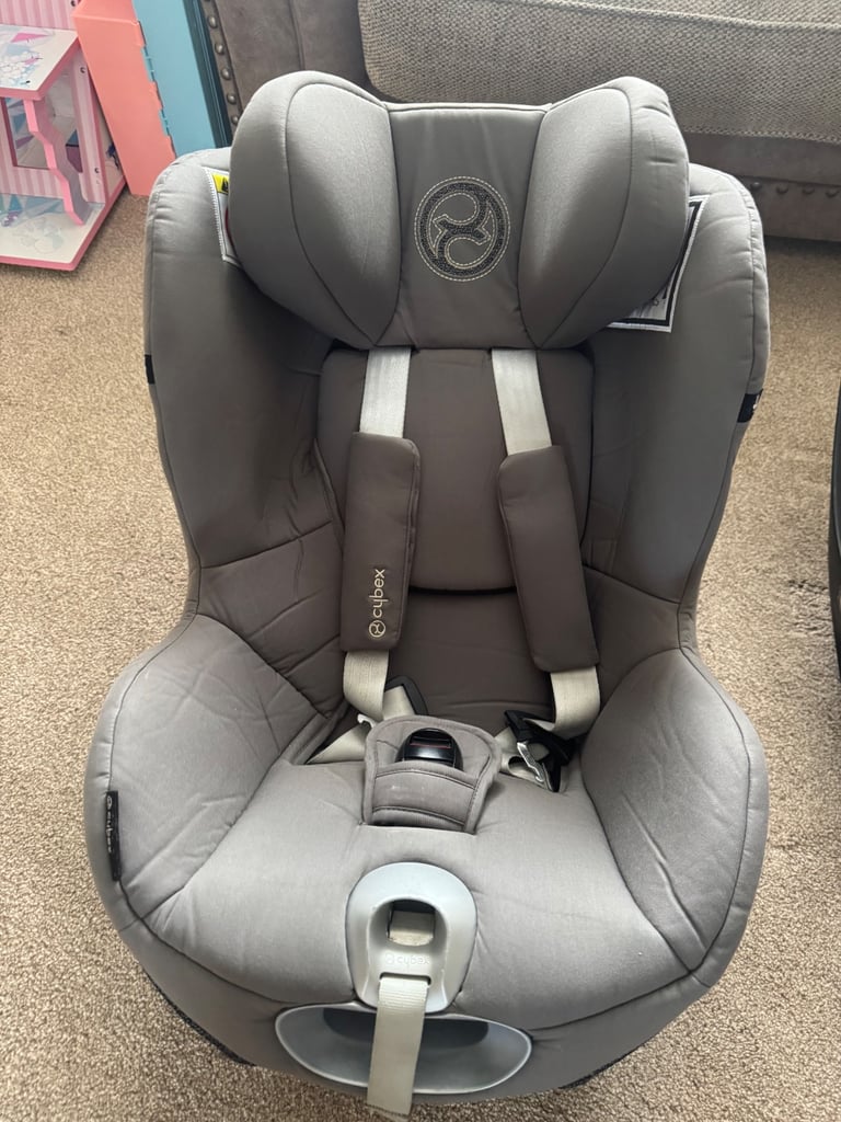 Cybex Sirona platinum Z i-Size baby infant Car Seat Black with  360 Degree Isofix Base
