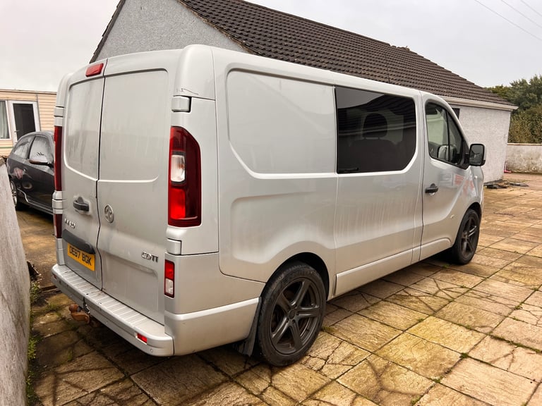 2017 Vauxhall Vivaro crew van
