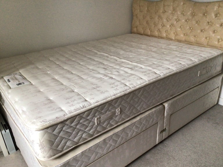 image for Double 4 drawer divan bed