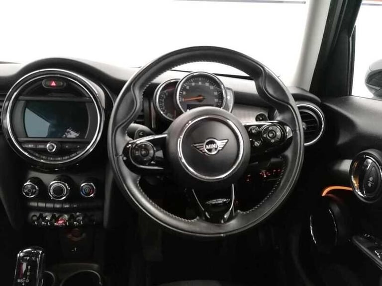2019 MINI Cooper 2.0 Exclusive Hatchback 5dr HATCHBACK Petrol Automatic