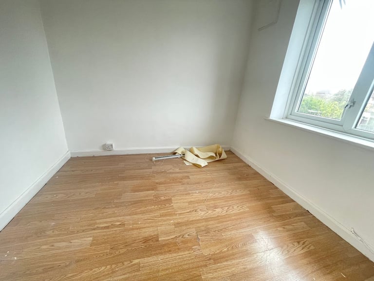 Three Bed House in front of Lidil in Barking
