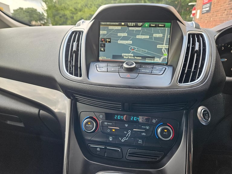 Ford C-Max 1.5 tdci titanium mpv in spotless condition 