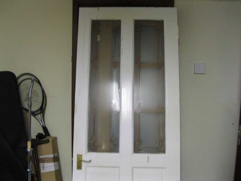 DOOR WITH GLASS PANELS GUNNISLAKE PL18 9NA