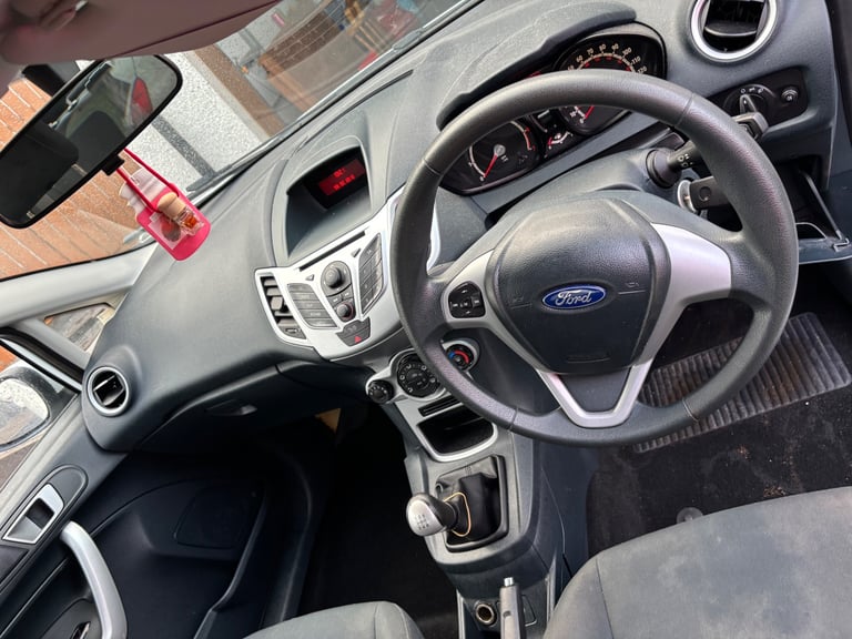 Ford, FIESTA, Hatchback, 2012, Manual, 1242 (cc), 3 doors
