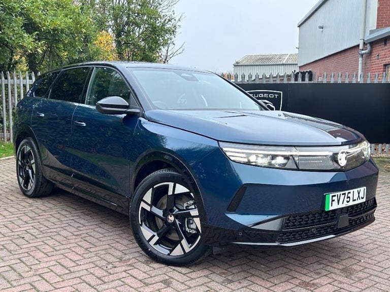 2025 Vauxhall Grandland 73kwh Ultimate Suv 5dr Electric Auto (213 Ps) HATCHBACK Electric Automatic
