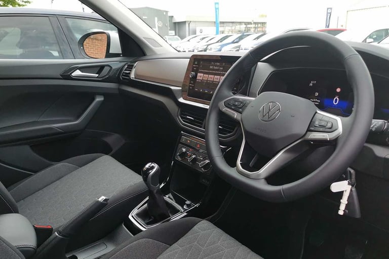 2025 Volkswagen T-Cross 1.0 TSI Life 5dr HATCHBACK PETROL Manual