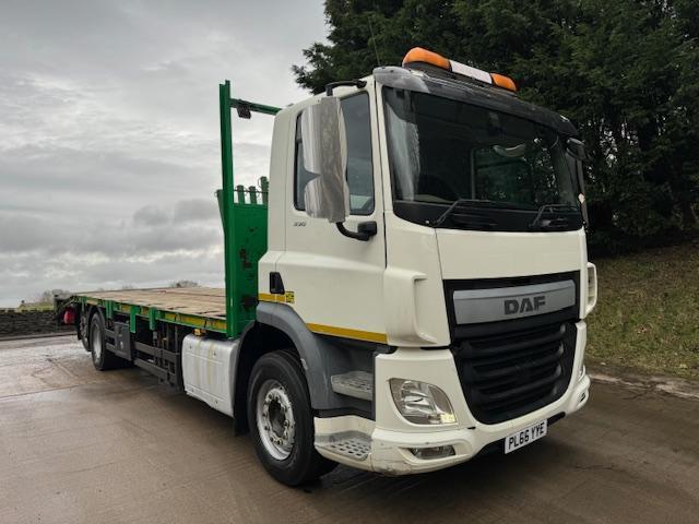 2017 DAF CF 330 Euro 6 6x2 32ft cheese wedge beavertail hydraulic winch