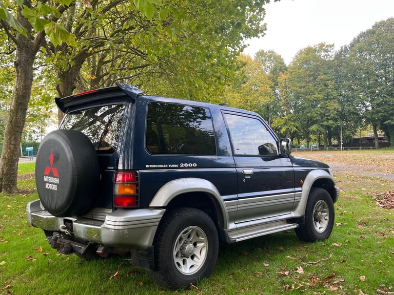 2005 Mitsubishi Pajero 2.8TD AUTOMATIC*WOW ONLY 73,302 WARRANTED LOW MILES*HPI CLEAR*CUSTOM SEATS...