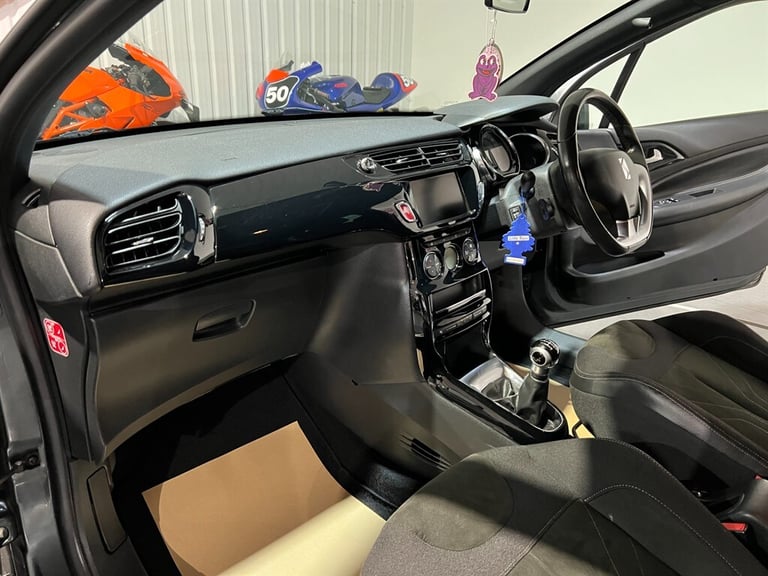 2016 DS Automobiles DS 3 1.6 BlueHDi Elegance Hatchback 3dr Diesel Manual Euro 6 (s/s) (100 ps) H...