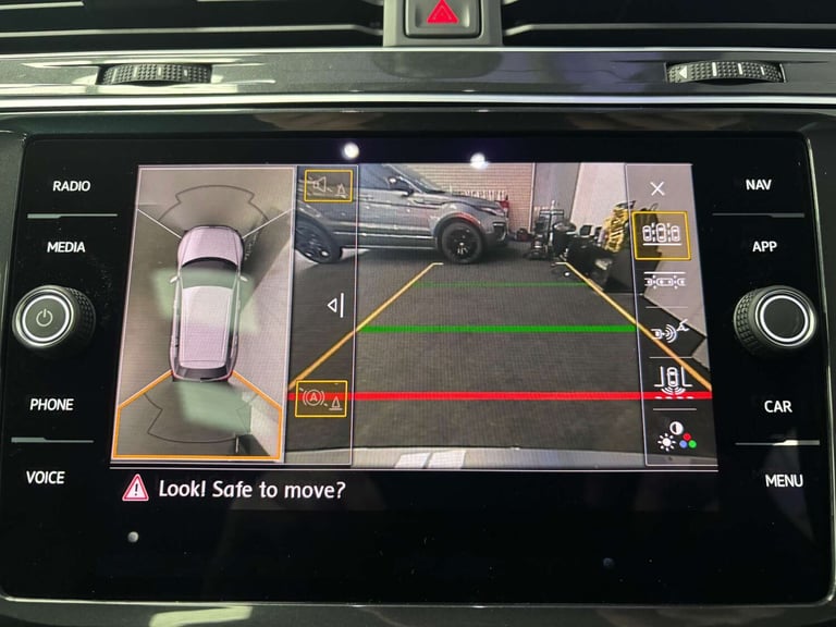 2020 Volkswagen Tiguan 2.0 TSi 230 4Motion SEL 5dr DSG ESTATE PETROL Automatic