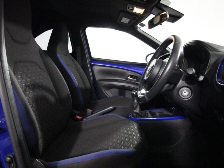 2023 Toyota Aygo X 1.0 VVT-i Edge Hatchback 5dr Petrol Manual Euro 6 (s/s) (72 ps) Hatchback Petr...