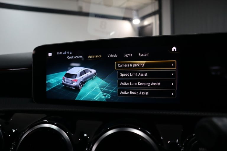 2020 19 MERCEDES-BENZ A-CLASS 1.3 A200 AMG LINE (EXECUTIVE) HATCHBACK 5DR PETROL