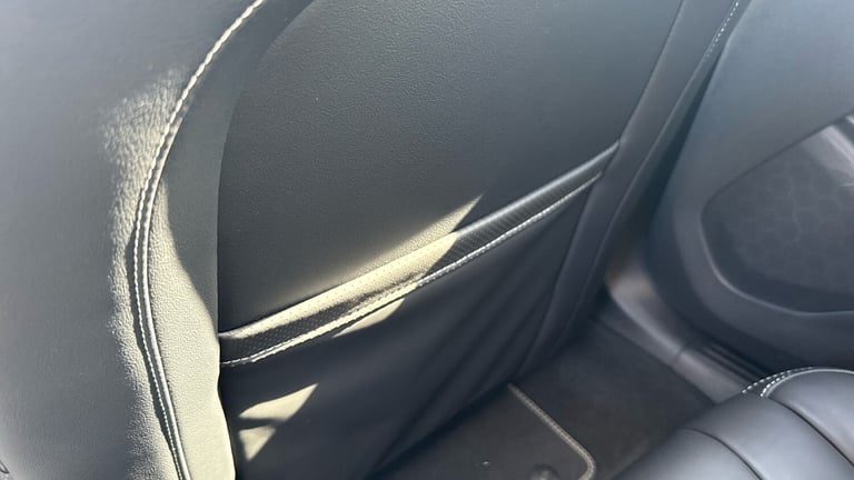 2019 Volvo V40 1.5 T3 R-Design Edition Hatchback 5dr Petrol Auto Euro 6 (s/s) (152 ps) Hatchback ...