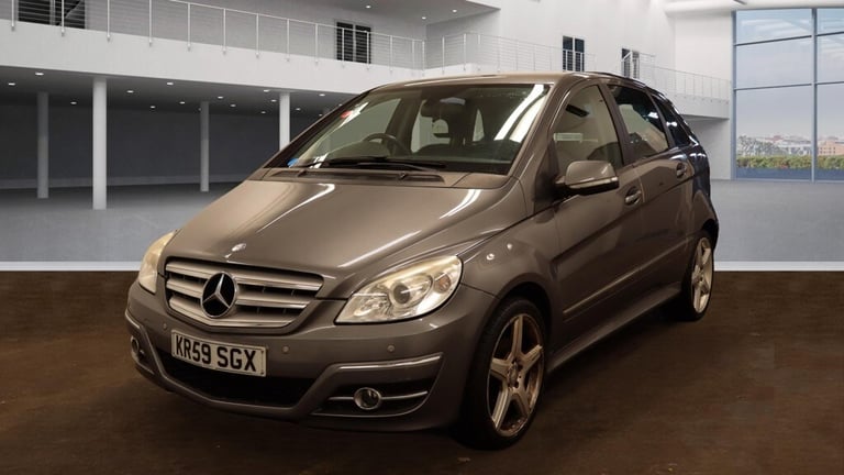 image for 2010 Mercedes-Benz B-Class B200 CDI Sport 5dr CVT Auto MPV Diesel Automatic