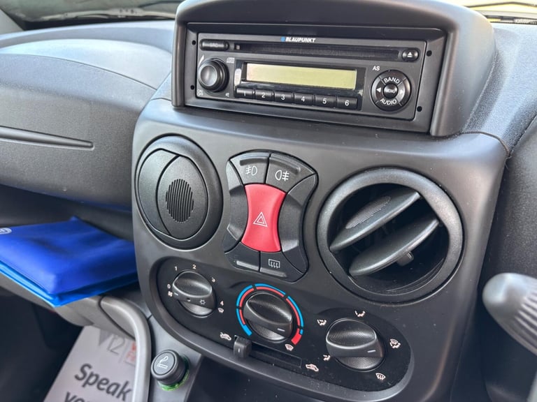 FIAT DOBLO WHEELCHAIR ACCESSIBLE VEHICLE WAV 1.4 Doblo 1.4 Dynamic 2011