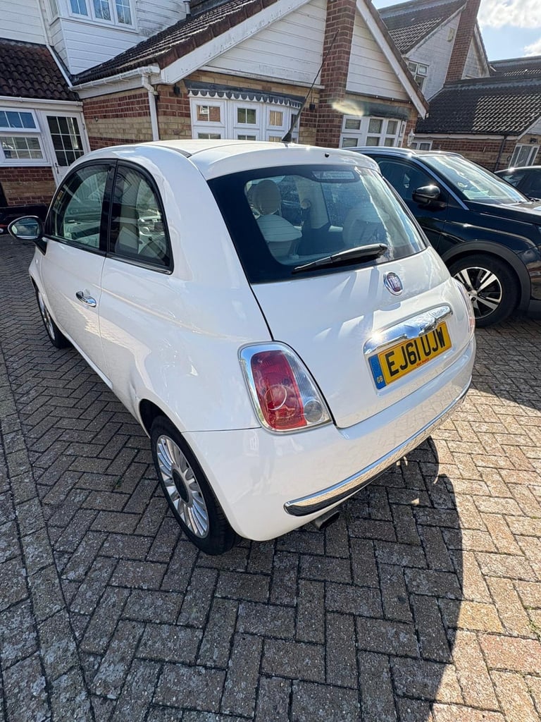 Fiat, 500, Hatchback, 2011, Semi-Auto, 875 (cc), 3 doors