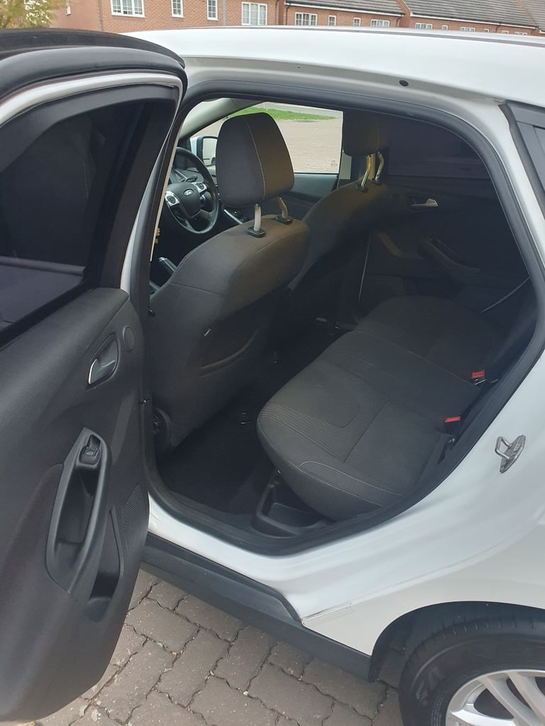 Ford FOCUS Titanium 1.0 Ecoboost, 2013, Manual, 5 doors