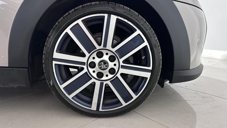 2023 MINI Hatch 1.5 Cooper Exclusive 5dr Auto [Comfort/Nav Pack] HATCHBACK PETROL Automatic