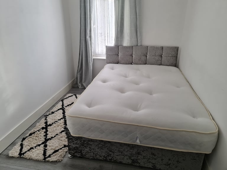 Double rooms, all bills inclusive in Eldon Lane, Bishop Auckland DL14 8TD