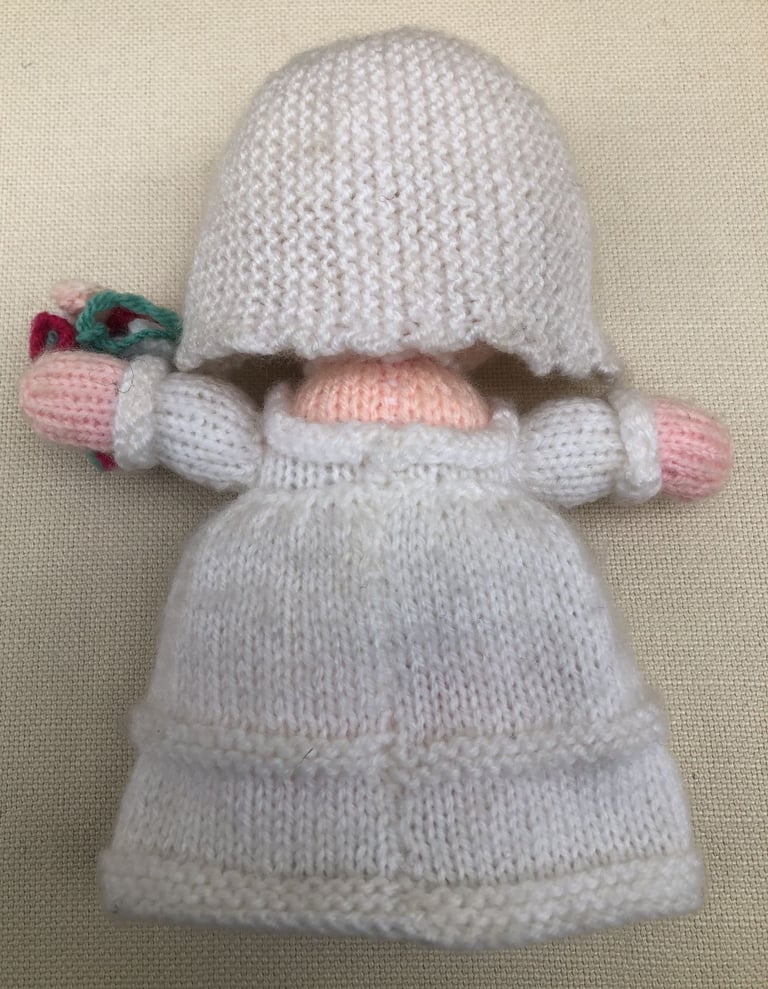 Vintage knitted dolls ONO