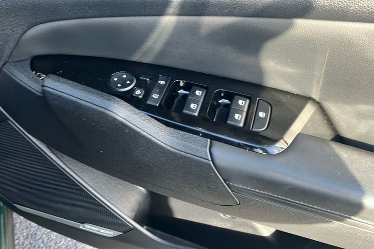  Kia Sportage 1.6 H T Gdi 4 Suv 5dr Petrol Hybrid Auto Euro 6 s/s 226 Bhp