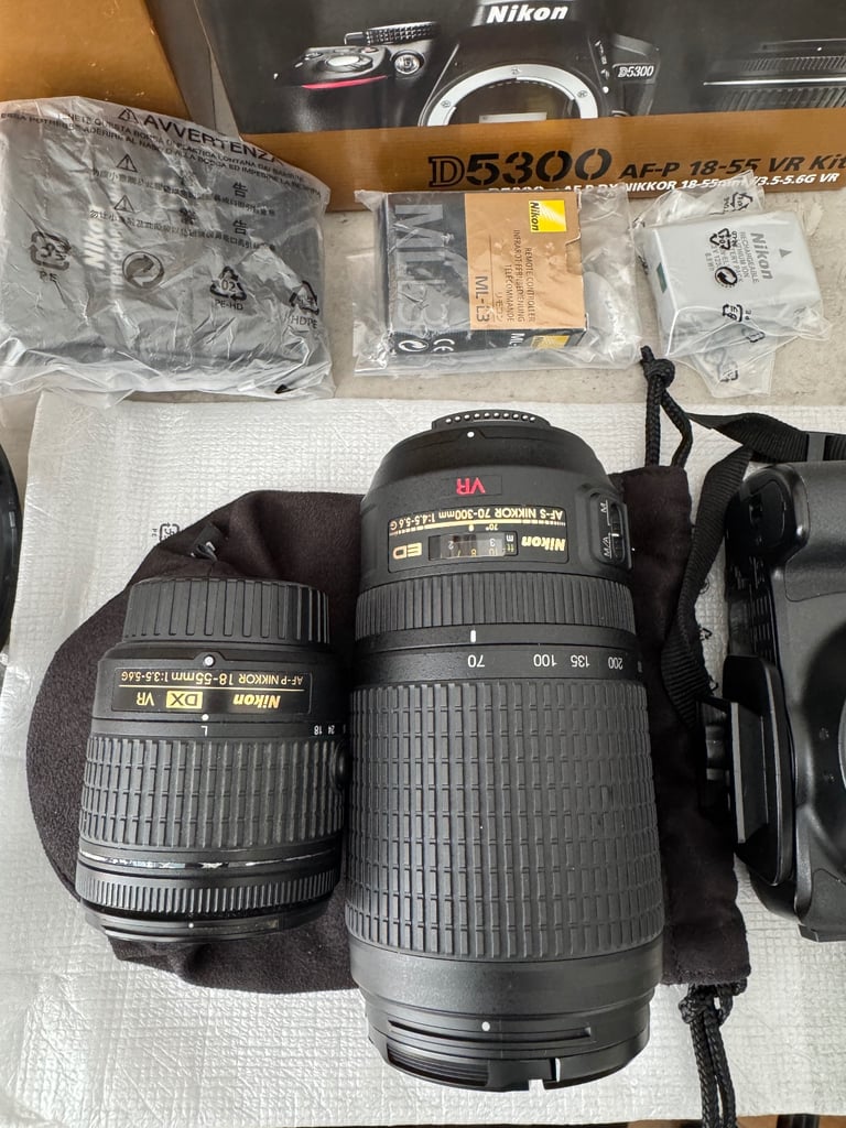 NEW Nikon DSLR D5300 camera with two lenses 18-45 mm and 70-300mm + Extras RRP £1800