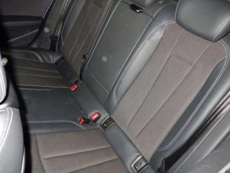 2019 Audi A4 Avant 2.0 TFSI S line Estate 5dr Petrol S Tronic quattro Euro 6 (s/s) (252 ps) Estat...