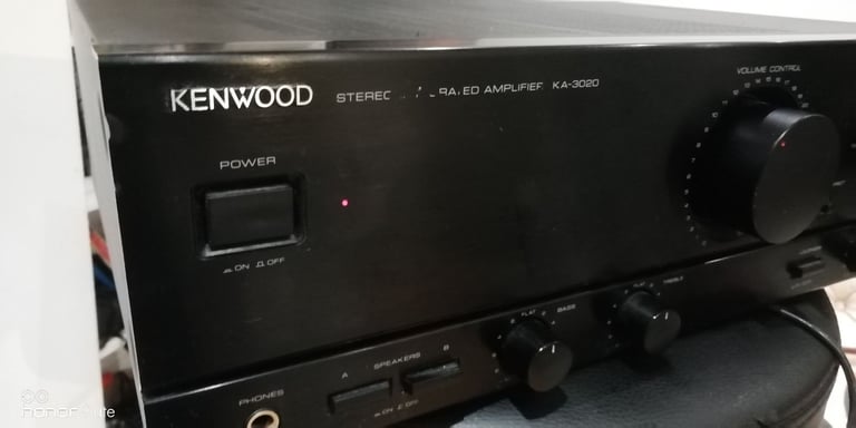 Kenwood KA-3020SE Stereo Integrated Amplifier and phono stage 