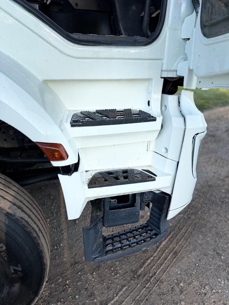 Mercedes-Benz Arocs Tipper Grab Lorry 2019 ( 69 ) Palfinger Epsilon Crane