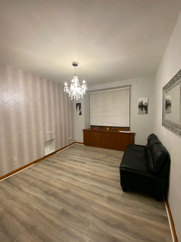Argyle Street, Paisley, 2 Bedroom Flat, 1st floor