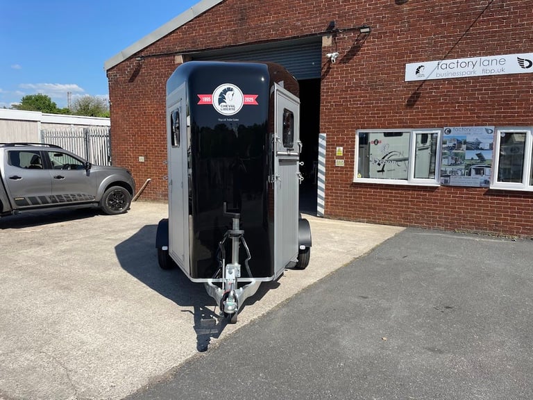 Cheval Liberte Touring Country 2 horse trailer with tack room, Brand New, £6800 + VAT