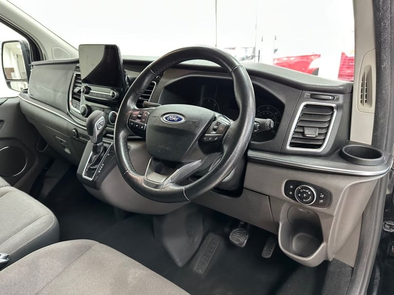 2020 Ford Tourneo Custom 2.0 EcoBlue 130ps L/R 8 Seater Titanium Auto MPV DIESEL Automatic