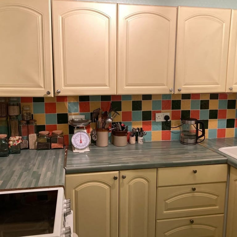 image for Retro Kitchen Units, Worktops & Sink - FREE