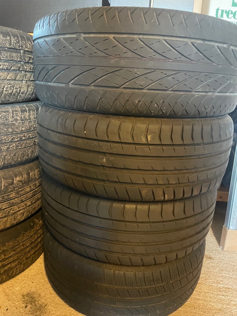 Ford fiesta 16 inch alloy wheels New tyres 