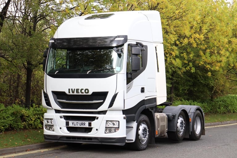 IVECO STRALIS 460 HI-WAY 6X2 MIDLIFT TRACTOR UNIT (2017)