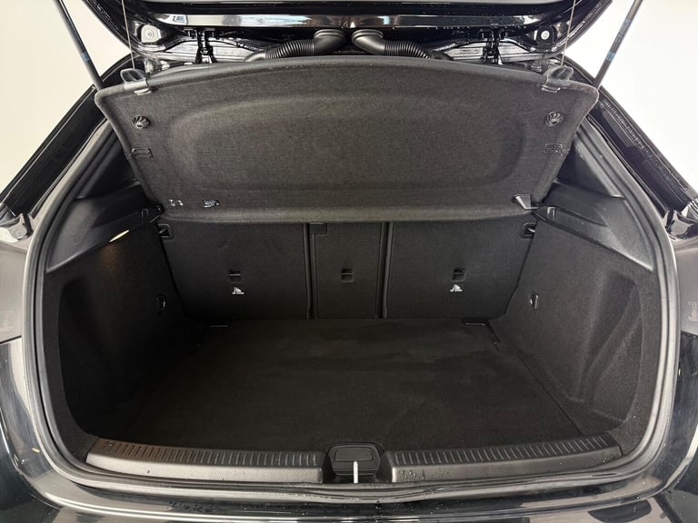 2019 Mercedes-Benz A-Class A200 AMG Line 5dr HATCHBACK PETROL Manual