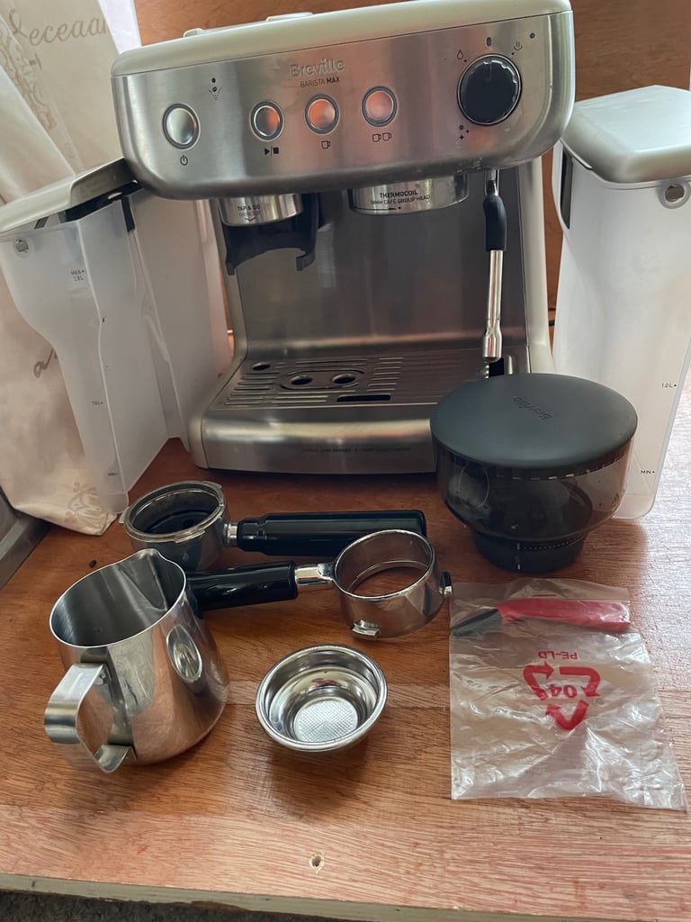Breville Max Bean to Cup Barista Coffee Machine with Extras and Warranty RRP £499