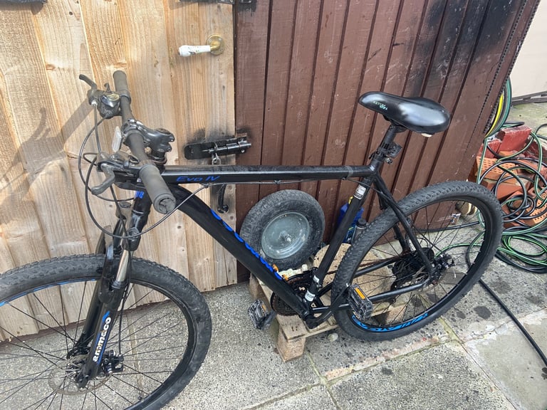 AMANCO 21 speed hybrid mountain bike 