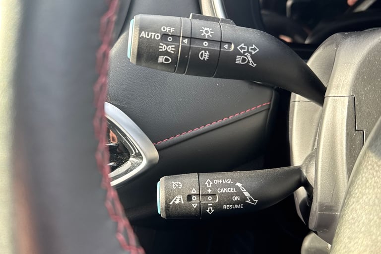 2023 MG MG HS 103408 Hatchback Automatic