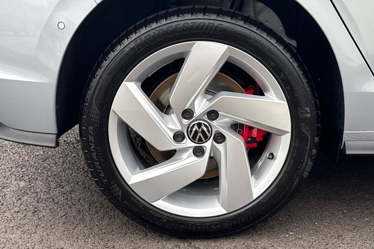 2025 Volkswagen Golf 1.5 TSI 272 GTE eHybrid 5dr DSG **PAN ROOF** Hatchback PETROL/ELECTRIC Autom...