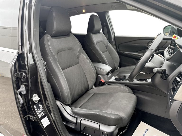 2021 Nissan Qashqai DIG-T MHEV N-Connecta SUV HYBRID Manual