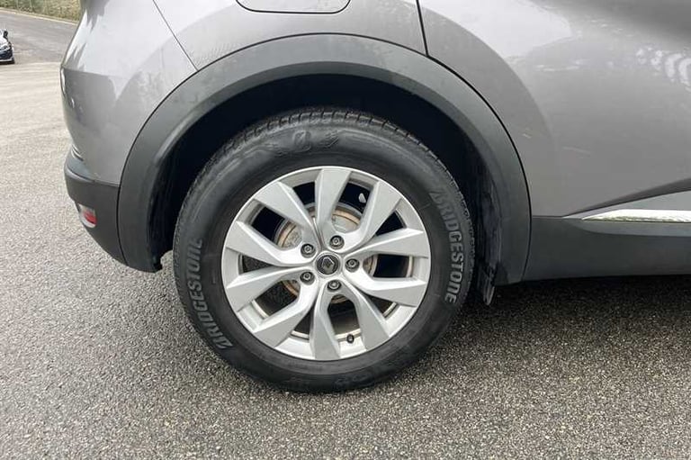 2021 Renault Captur 1.3 TCe (140 PS) Iconic 5 Door Petrol SUV Automatic SUV Petrol Automatic